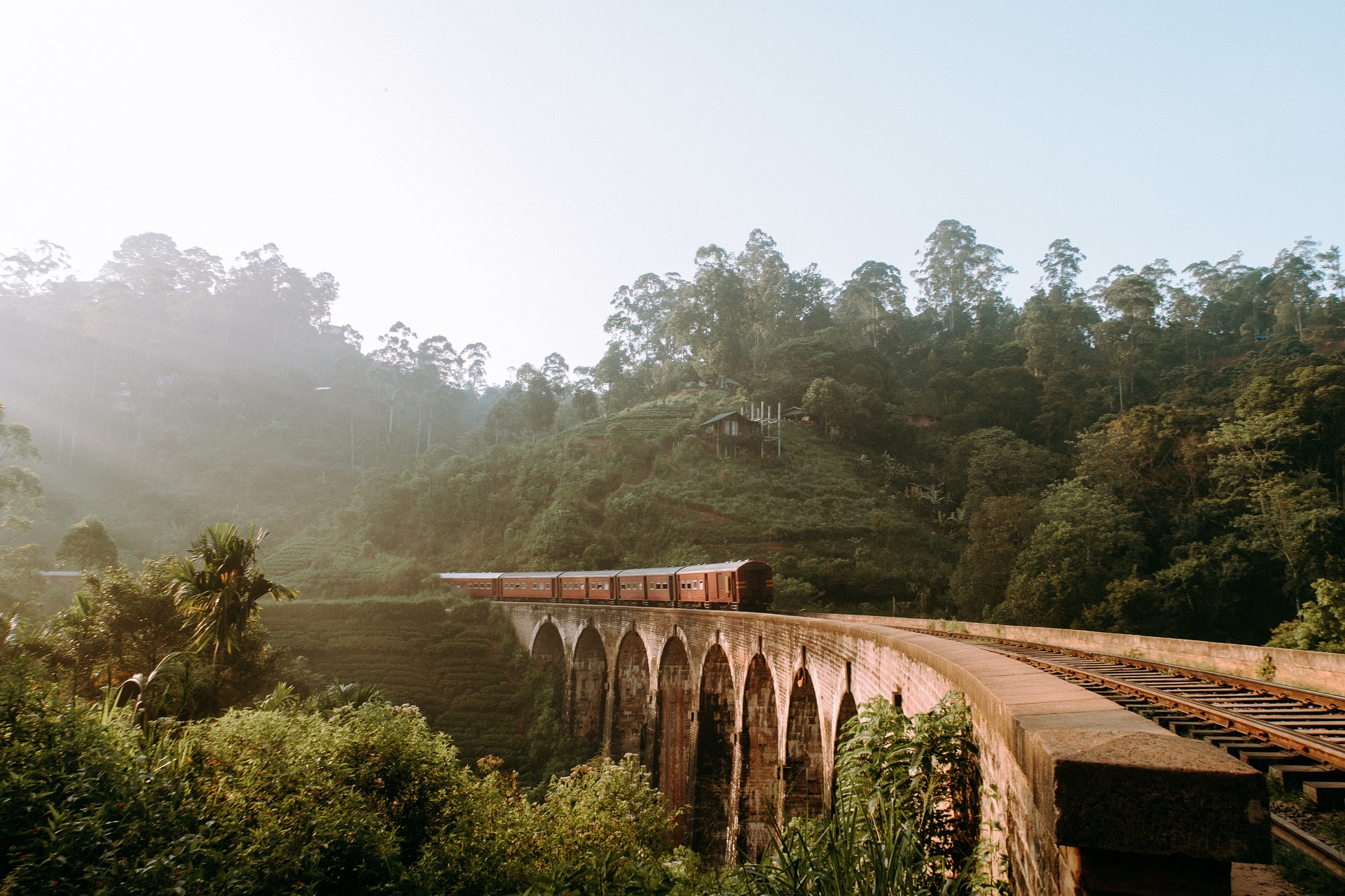 nine-arches-bridge-5871855_1920